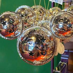 🎄🔔 Disney Mickey Minnie Ears Jingle Bells Bauble